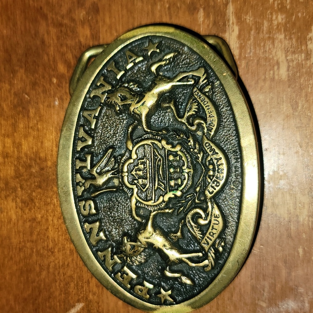 PENNSYLVANIA 1981 Vintage brass belt buckle
